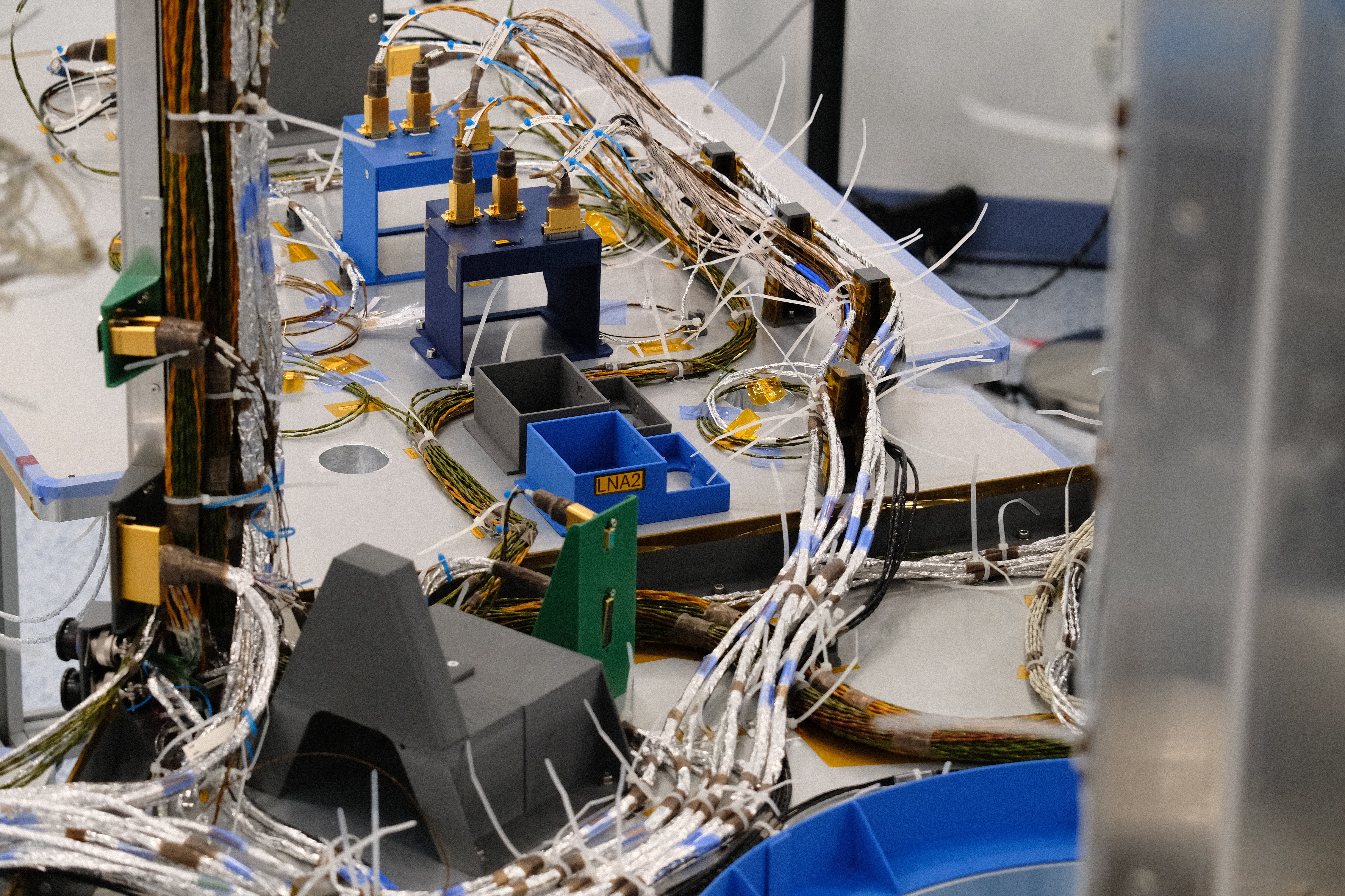 Sonovision_Romania_cleanroomISO7